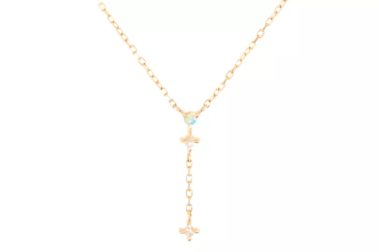 قلادات زفاف ناعمة