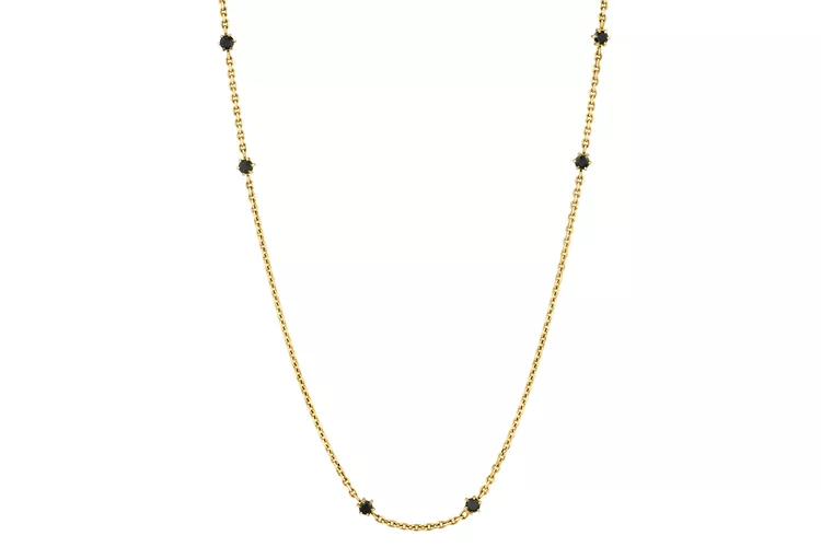 قلادات زفاف ناعمة