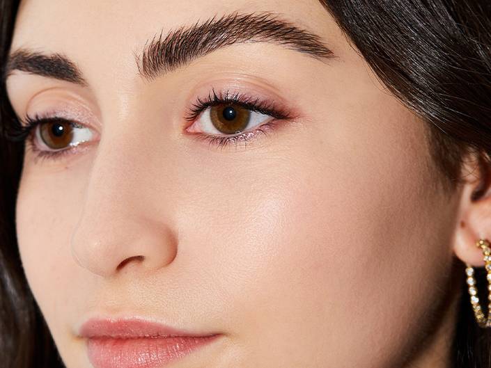  تقنية تسوية الحواجب Eyebrow Lamination  وكل مايجب معرفته حولها