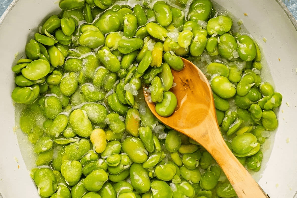 5 فوائد صحية لتناول الفول الأخضر