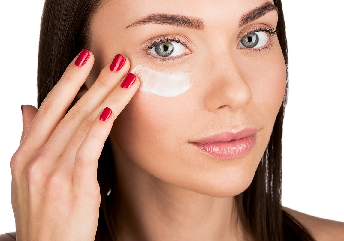 أفضل كريمات ليلية لجميع مشاكل البشرة