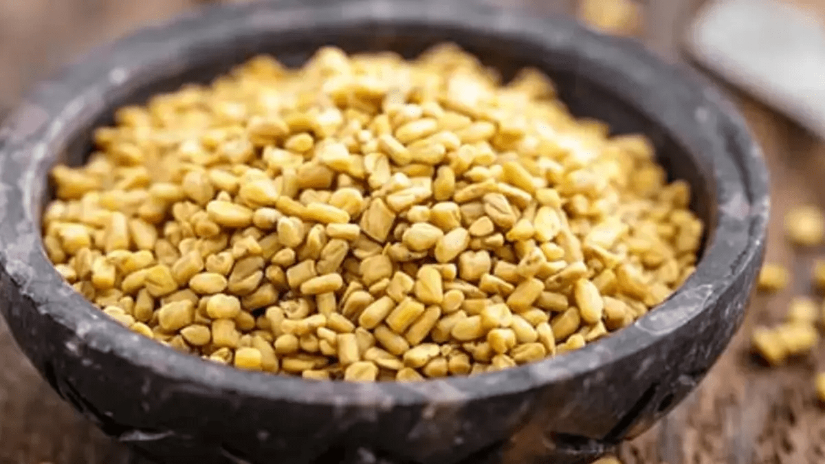 مسحوق الحلبة للتخلص من جميع مشاكل البشرة