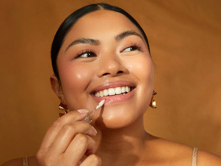 تيتوريال مكياج بسيط وناعم بالفيديو..