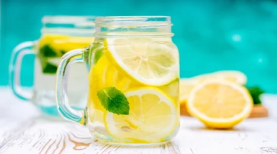 مشروبات طبيعية للحفاظ على رشاقتك