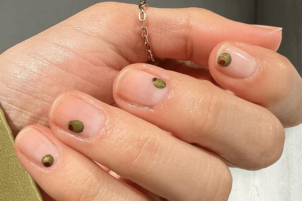 6 إطلالات لفن الأظافر يمكنك تجربتها في أسرع وقت ممكن