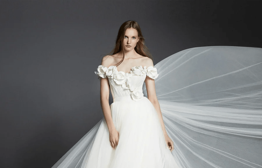 نصائح لاختيار فستان الزفاف مع قصة الصدر المناسبة لشكل جسمك