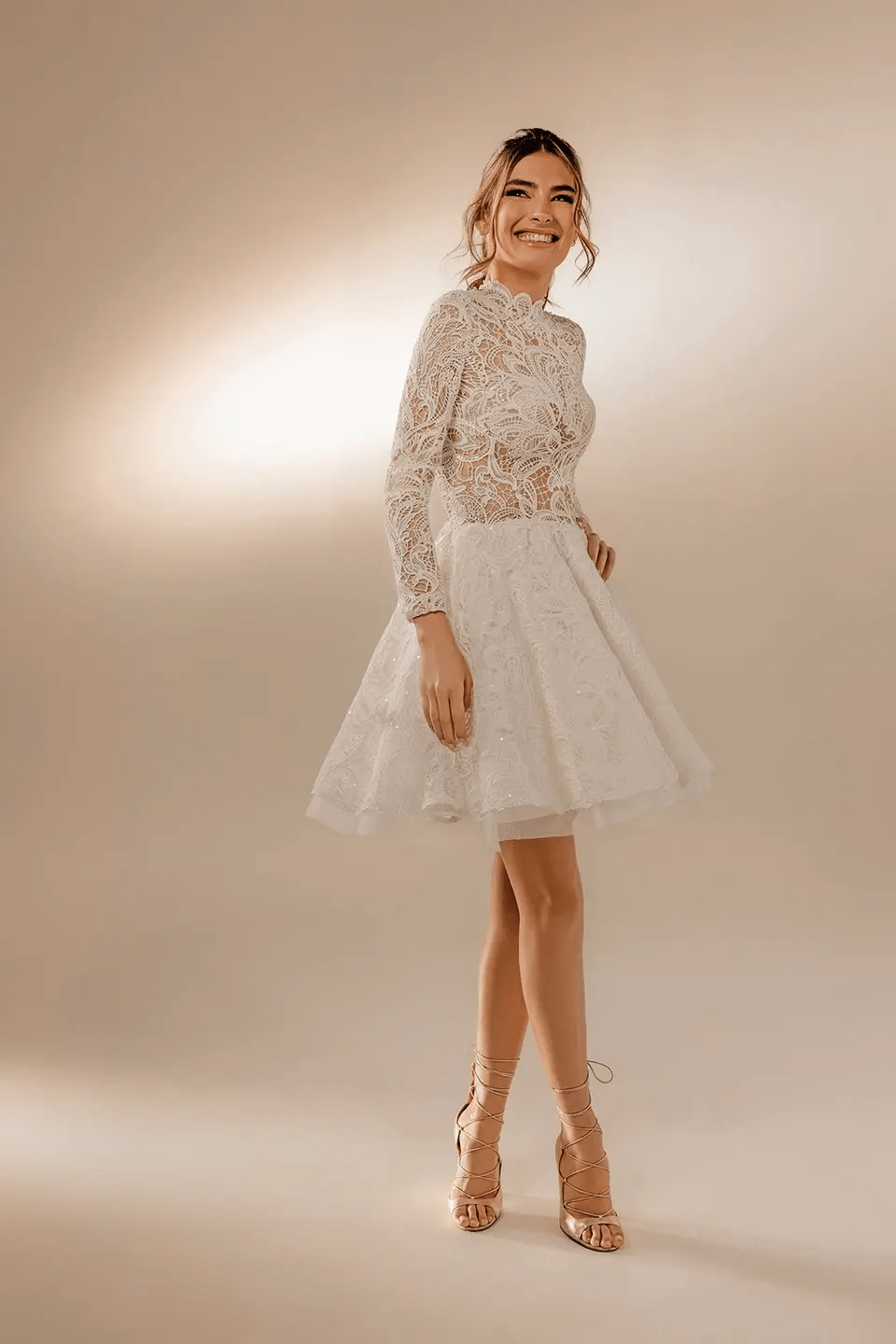 صور فساتين زفاف قصيرة 