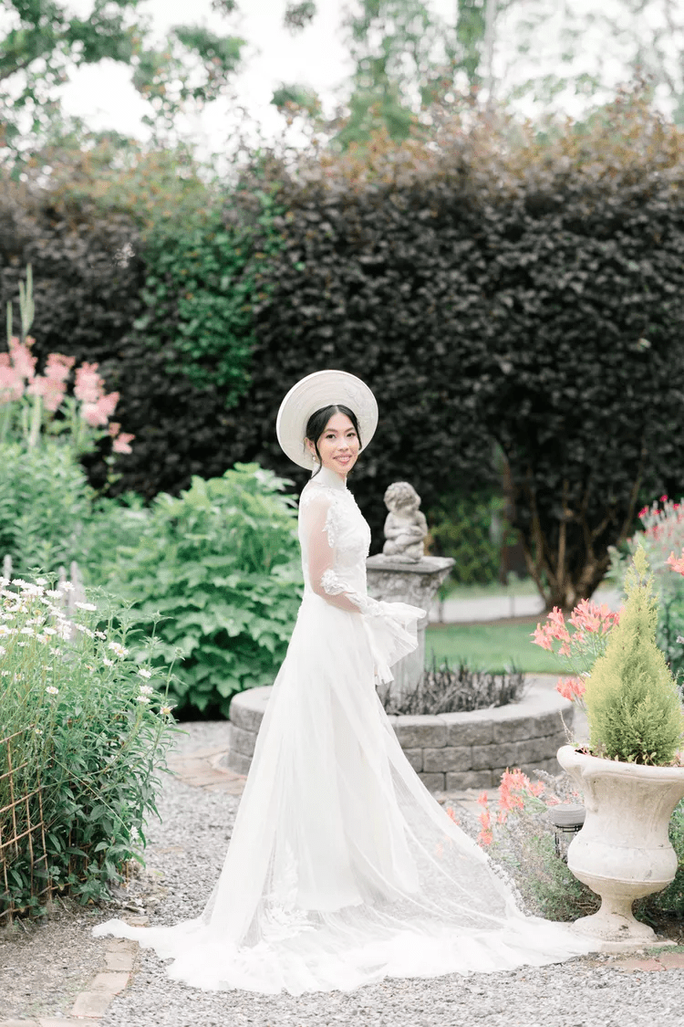 أفضل فساتين زفاف لموسم 2024