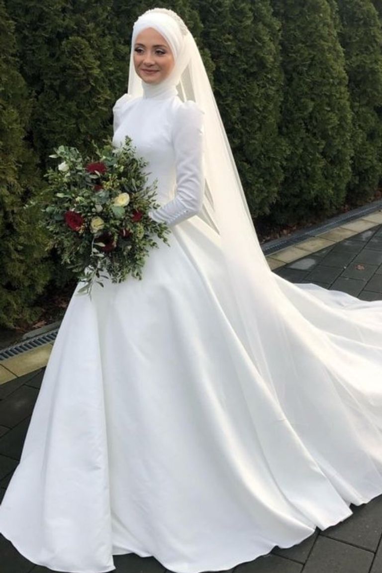 فساتين زفاف للمحجبات لإطلالة راقية ومحتشمة