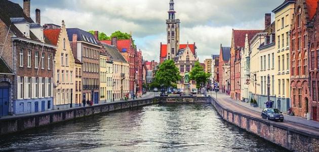 سافري إلى بلجيكيا