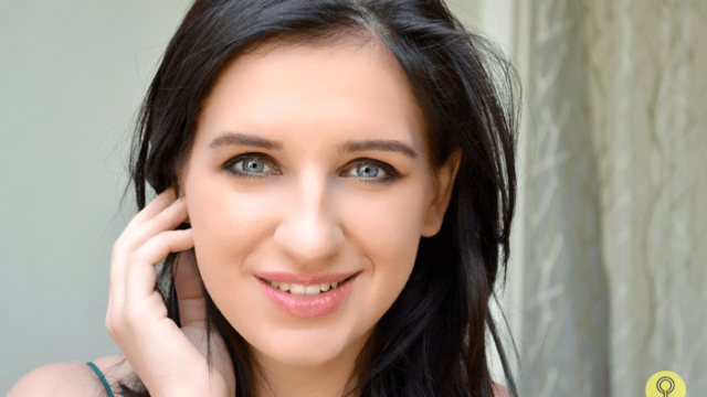 تعلمي وضع مكياج ناعم وخفيف بالصور