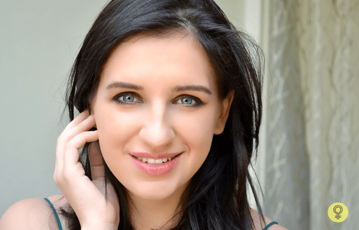 تعلمي وضع مكياج ناعم 