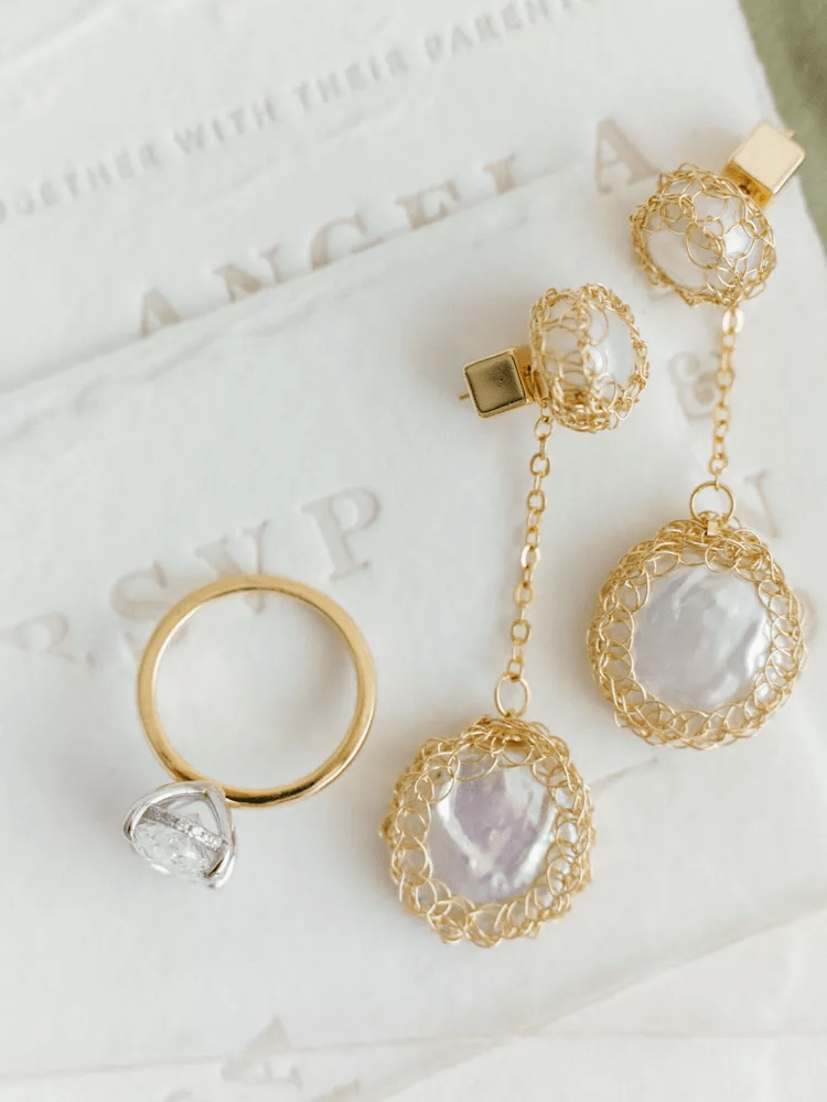 طرق العناية بمجوهراتك الذهبية