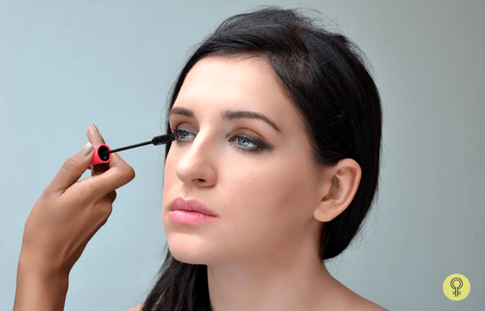 تعلمي وضع مكياج ناعم 