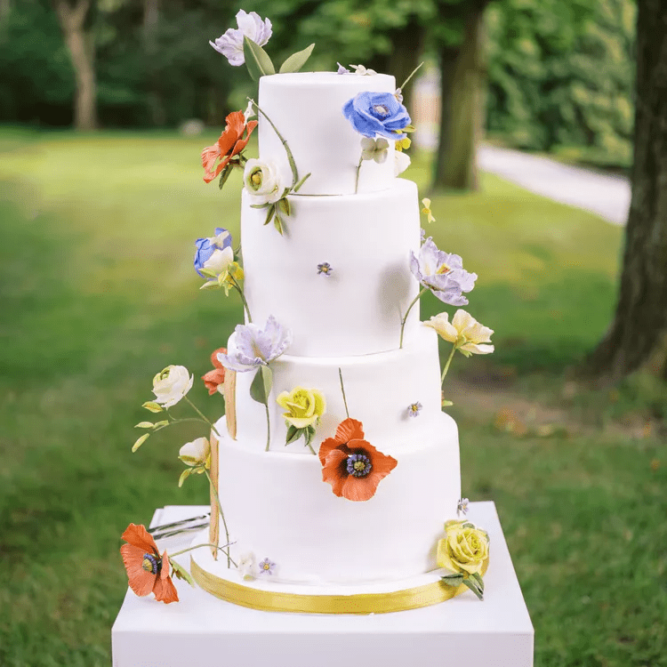 كعكات زفاف تناسب أجواء الربيع المنعشة