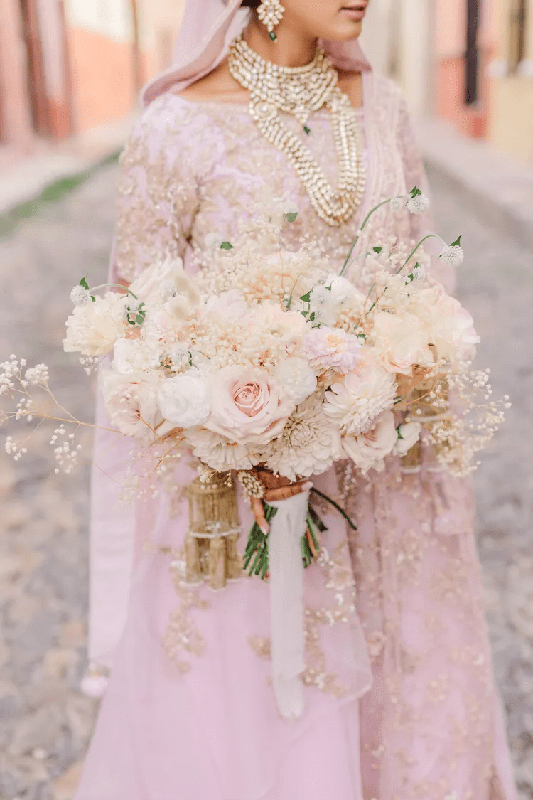 5 اتجاهات مذهلة لأزهار الزفاف