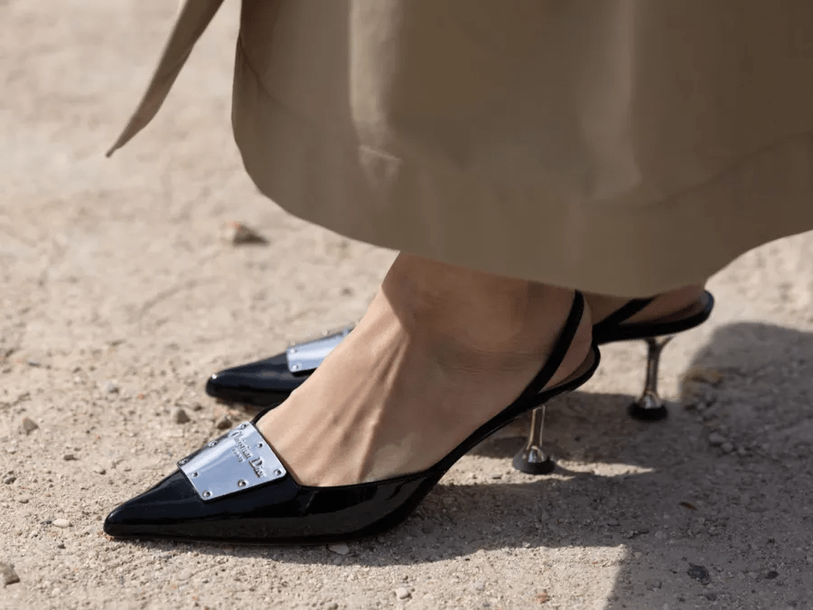 موضة موديلات أحذية لإطلالة تخطف الأنظار لكشخة العيد