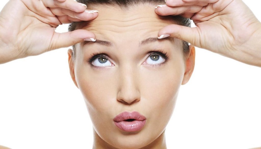 أفضل العلاجات الطبيعية للوقاية من التجاعيد