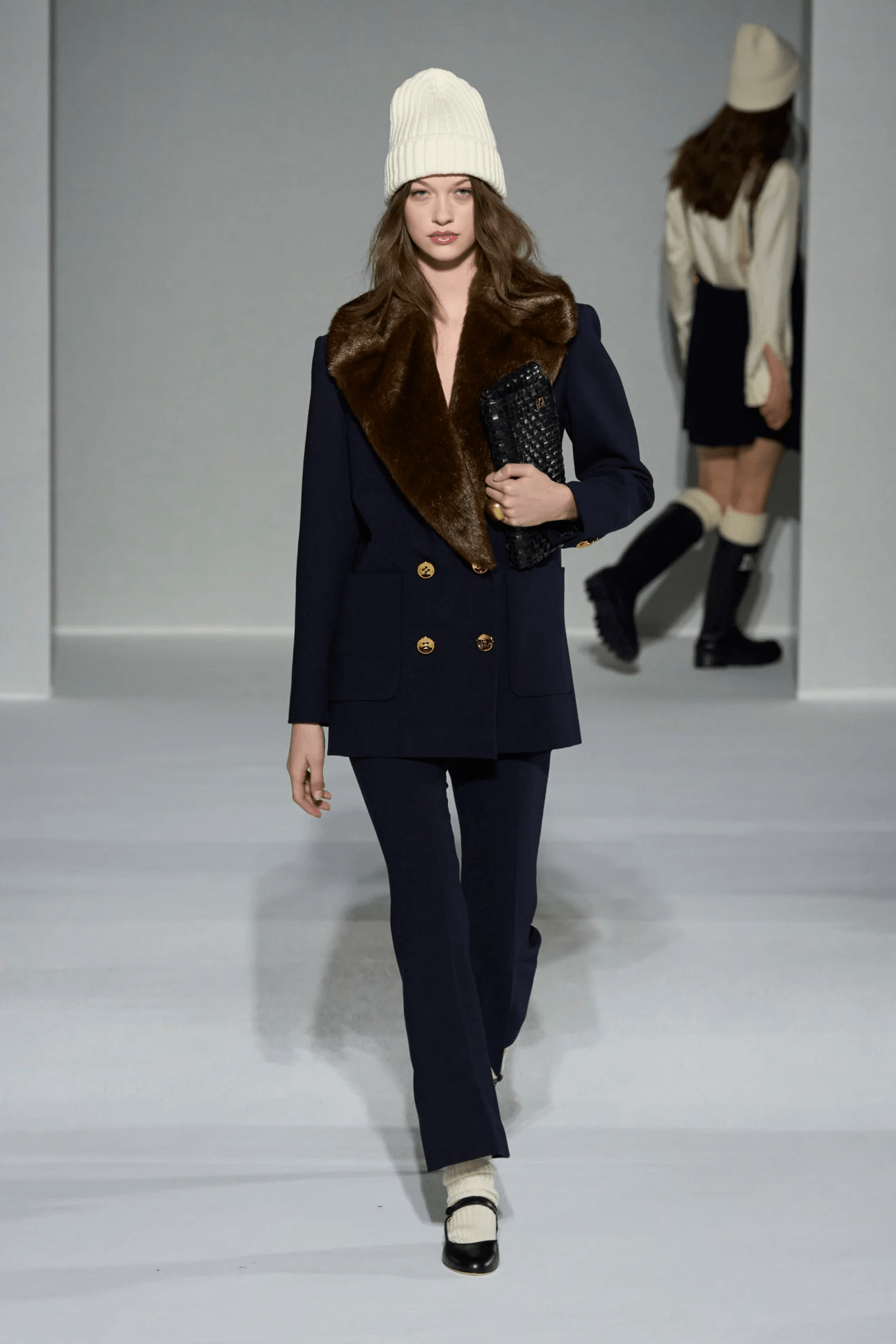 كيفية تنسيق الجاكيت