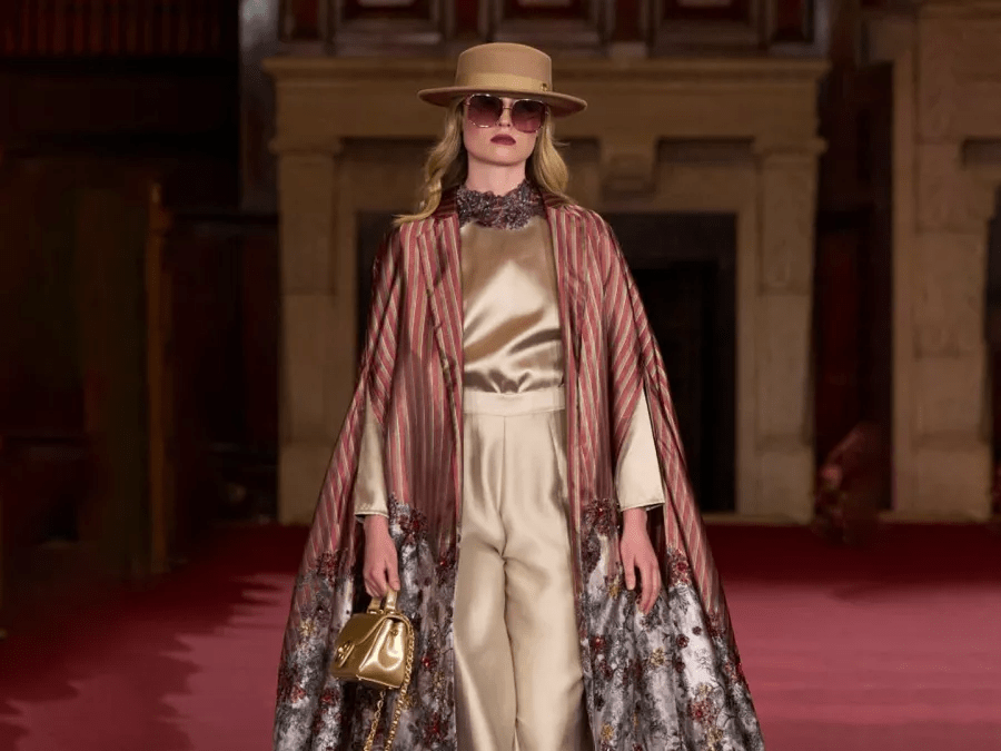 تنسيق البنطلون الواسع للمحجبات بطرق عملية وجميلة