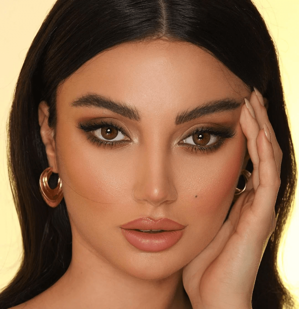 مكياج سموكي ناعم يناسب سهرات رمضان الرائعة