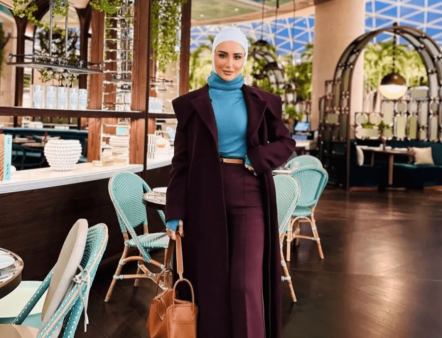 كيفية تنسيق البنطلون الواسع للمحجات بطرق مختلفة