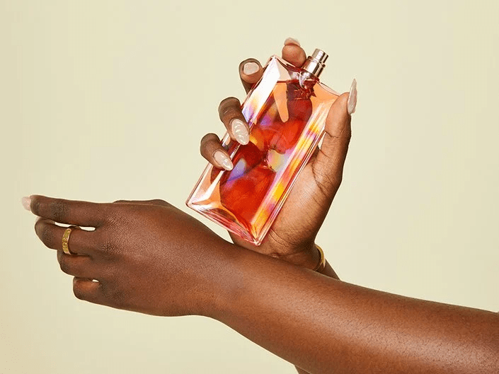 أفضل عطور بنفحات الفانيلا للتمتع برائحة حلوة في حفل زفافك