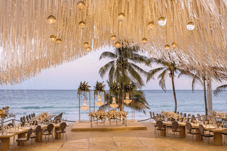 أفضل ألوان حفلات الزفاف الربيعية