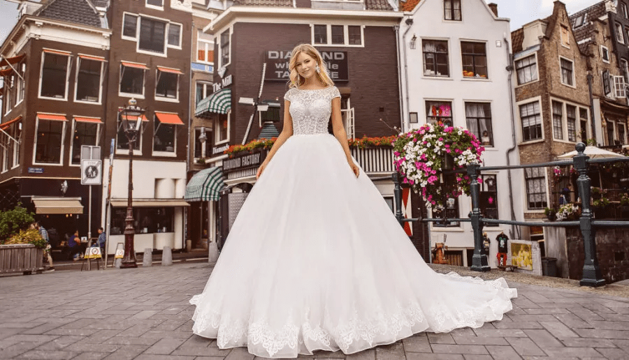 ما يجب معرفته قبل شراء فستان الزفاف