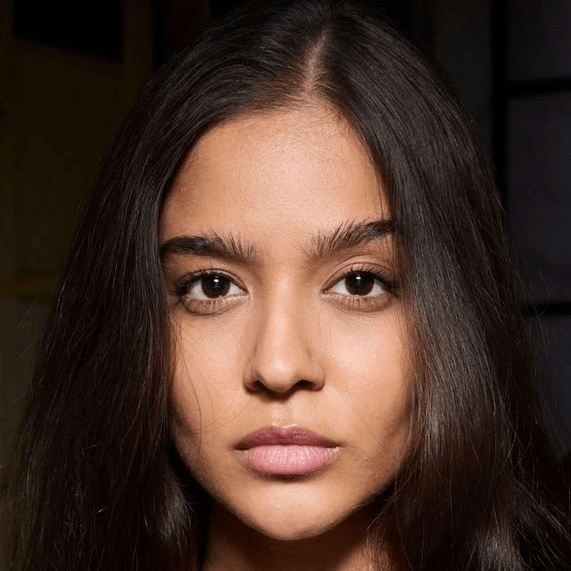 إطلالة عيون جذابة في خطوتين فقط!