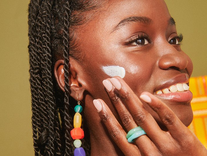 كريمات واقية من الشمس يمكن تطبيقها تحت المكياج