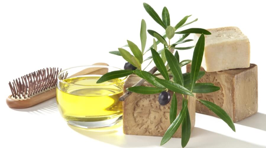 وصفات تساقط الشعر بمكونات طبيعية فعالة تتواجد في خزانة مطبخك