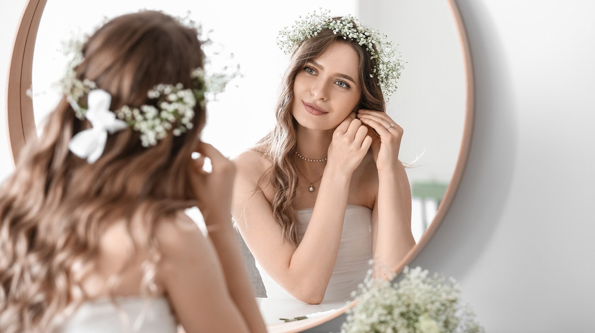 قلادة وأقراط العروس : نصائح من خبراء الموضة