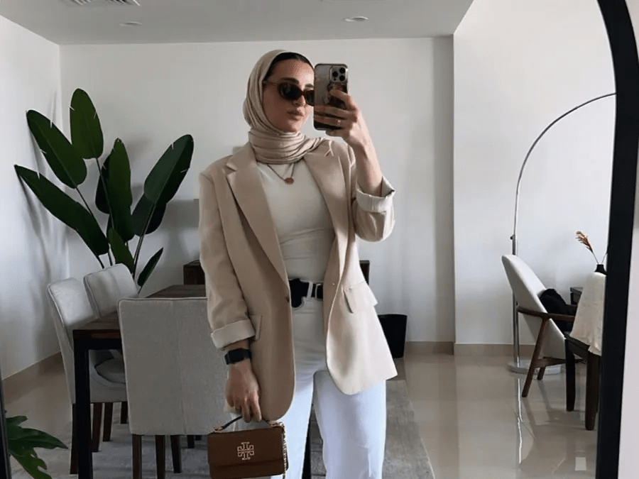 كيفية تنسيق الجينز الأبيض للمحجبات