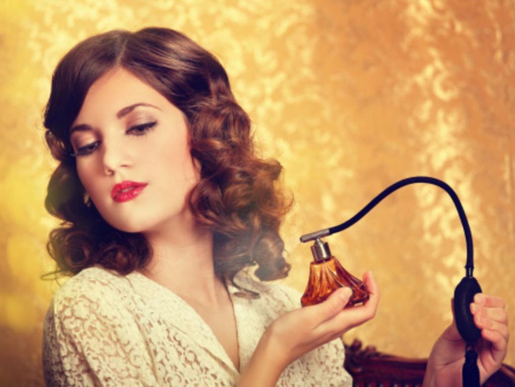 وصفات لتعطير شعر العروس : إطلالة تفوح بالأناقة والجمال