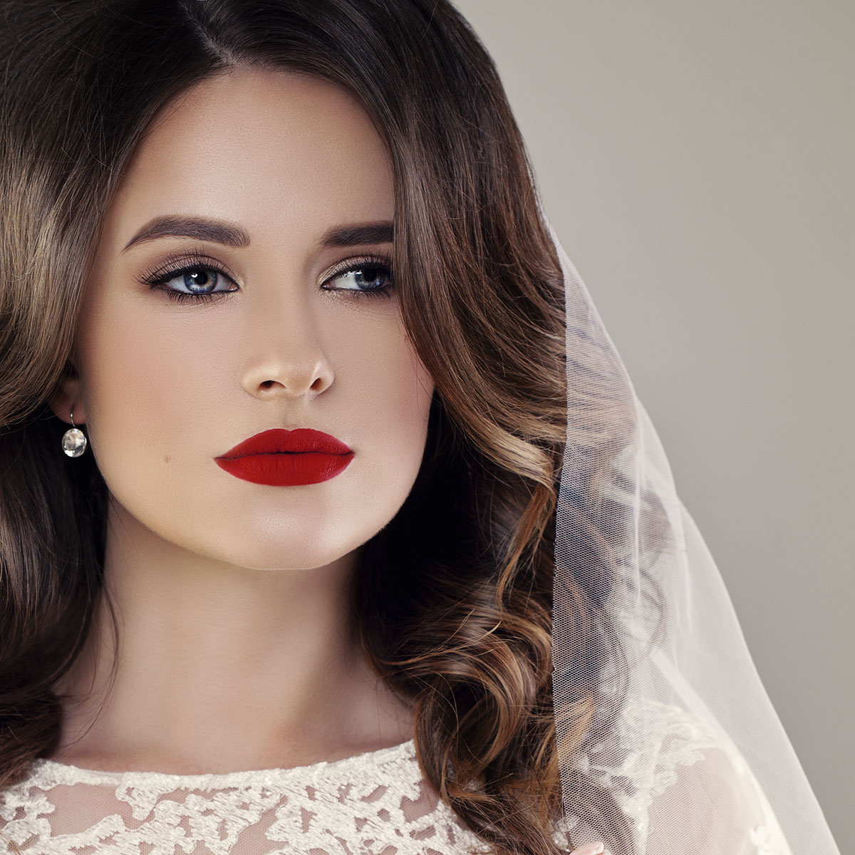 كيفية اختيار مكياج الزفاف المناسب لنوع بشرتك وإطلالتك