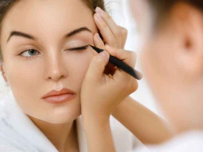 أهم مستحضرات التجميل في شهر العسل