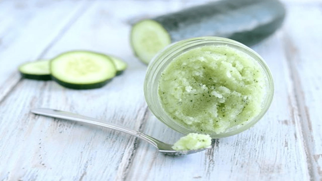 أقنعة الخيار للعناية بالبشرة : ترطيب ونضارة من الطبيعة