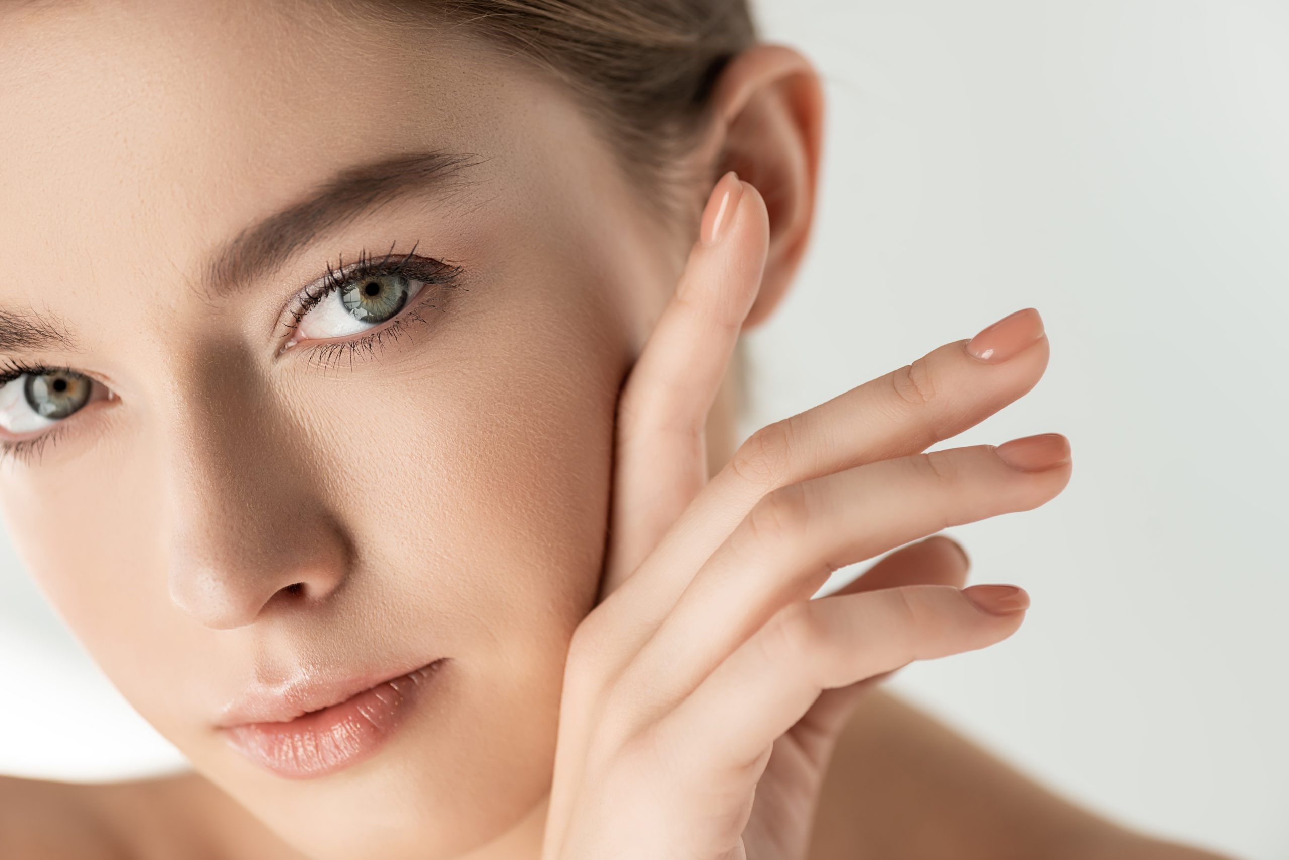 10 أسرار لمكياج مثالي 