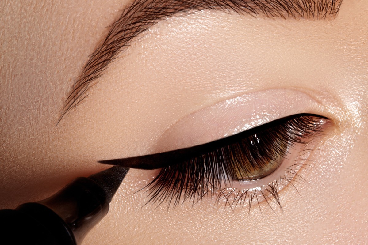 صيحات مكياج التسعينيات