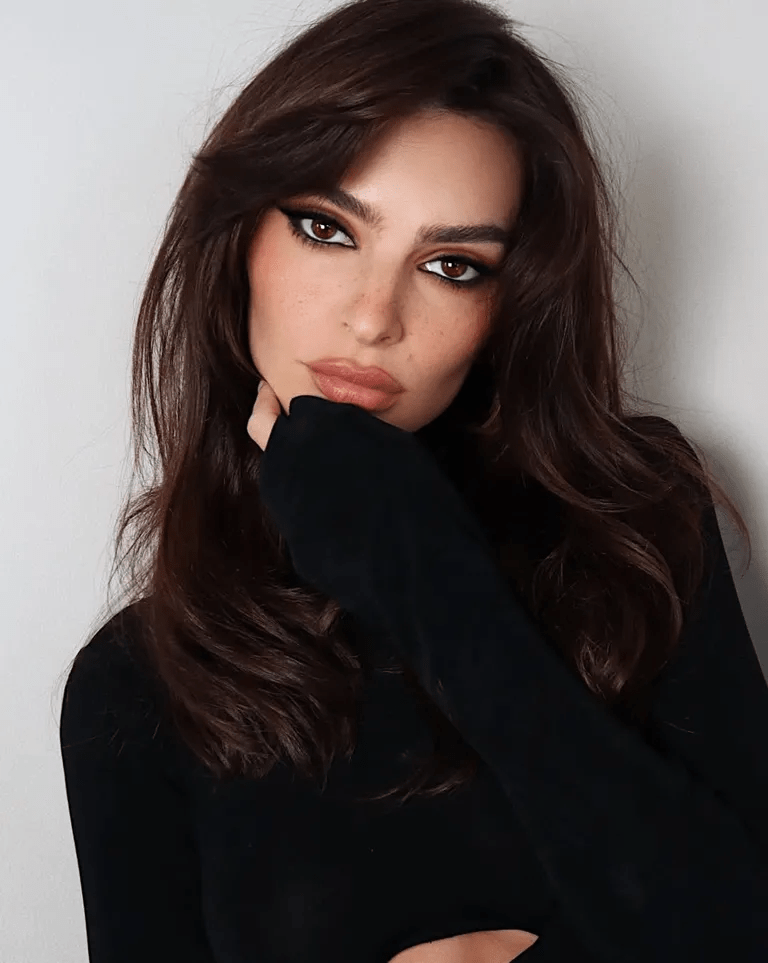 9 تصاميم آيلاينر عصري