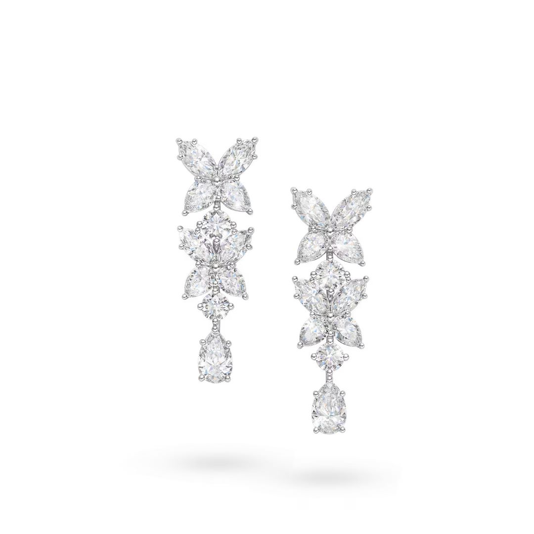 أقراط بتصاميم الورود