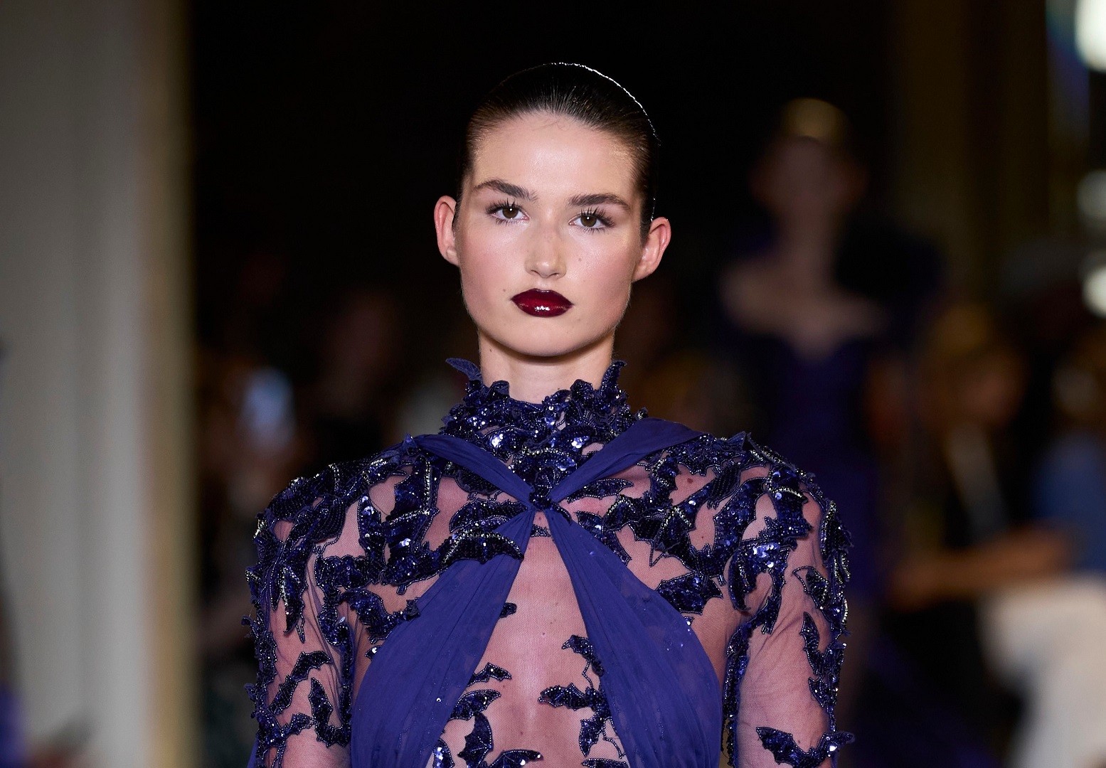 مكياج ساحر لفستان خطوبة