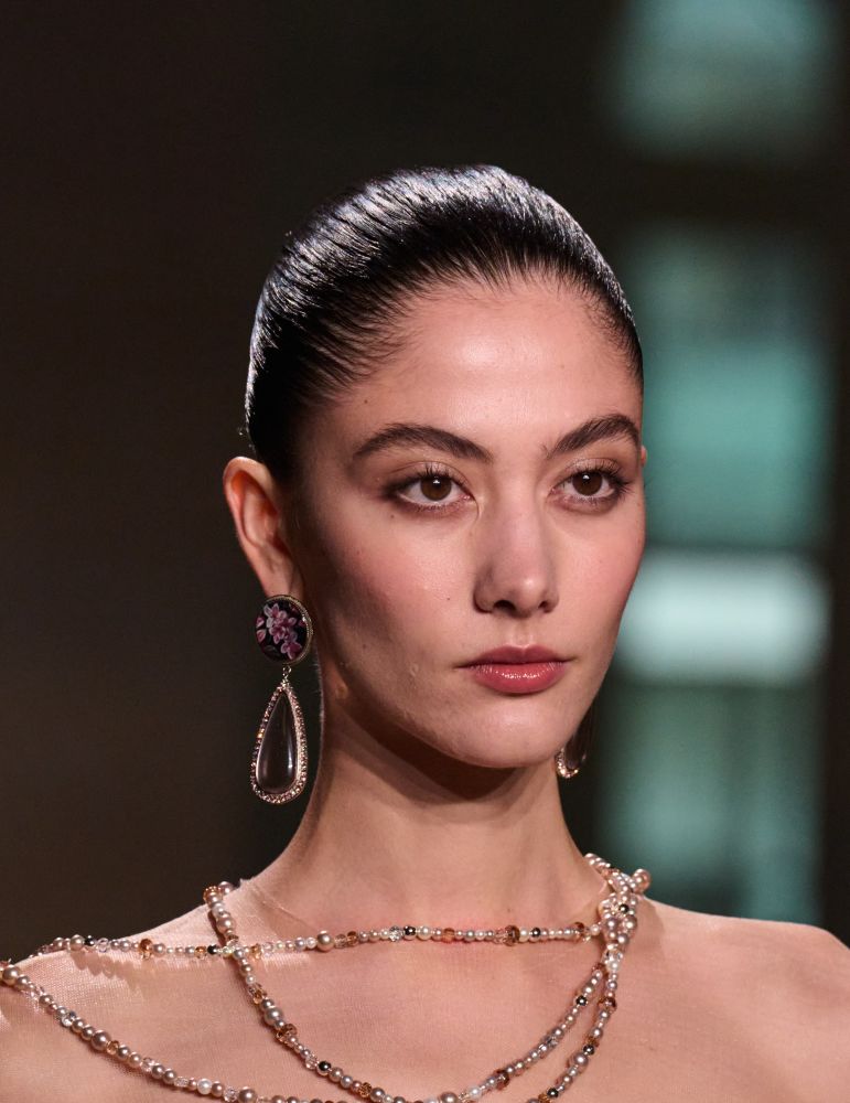 مكياج ترابي ناعم