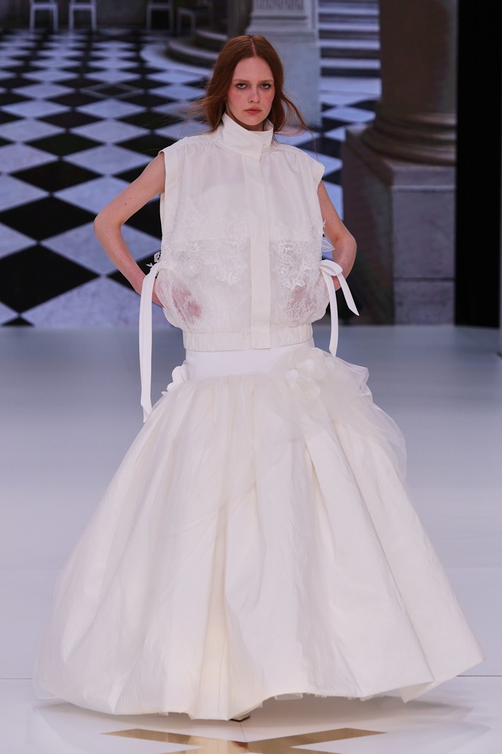 أغرب وأجمل فساتين الزفاف