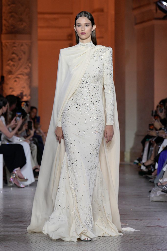 فساتين زفاف تخطف الأنفاس : أبرز إبداعات الهوت كوتور لشتاء 2025-2026