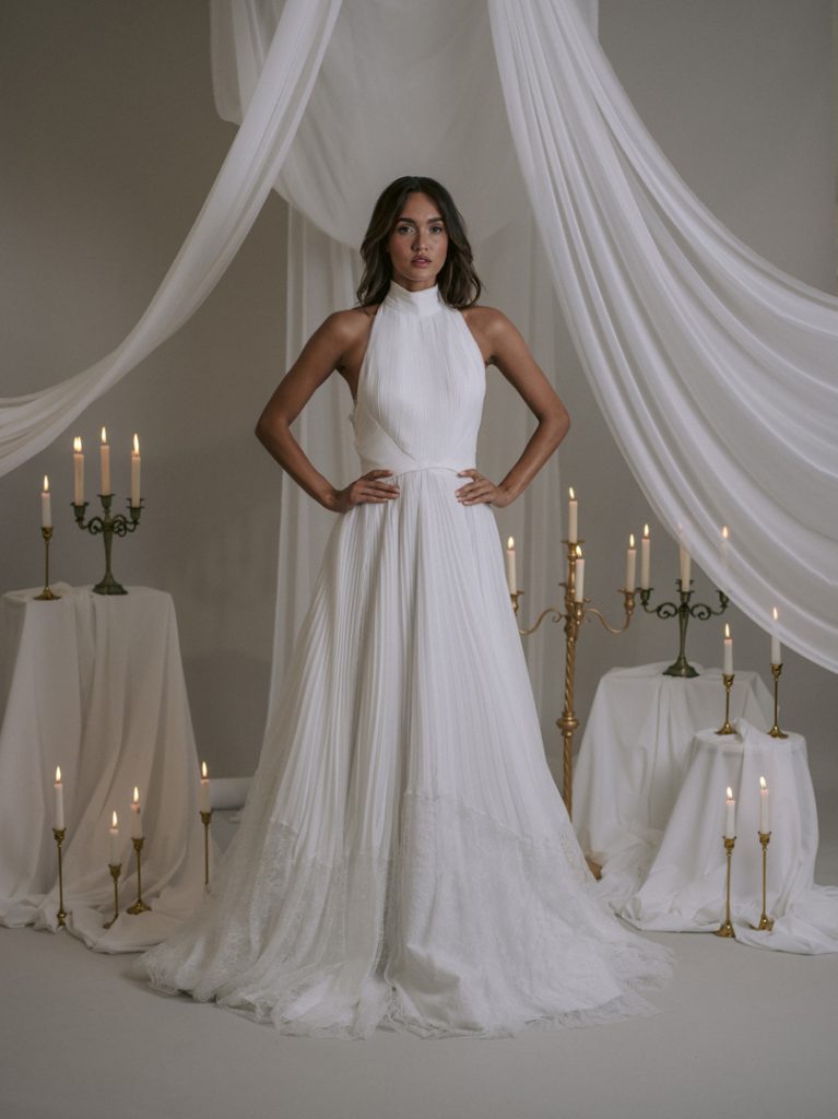 6 تصاميم زفاف ساحرة تختصر أبرز صيحات خريف 2025